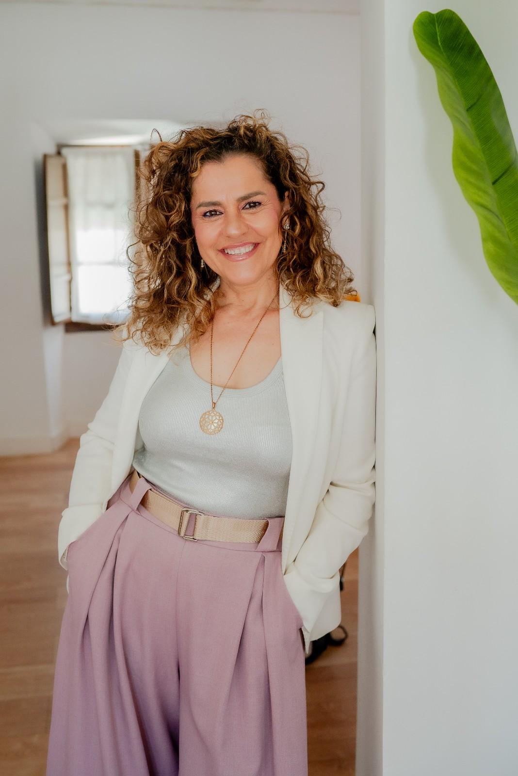 Amalia Rivas coach del bienestar y cuidados contacto